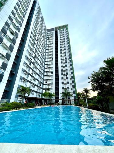 Centrio Tower Studio Unit beside AYALA MALL-15 - Tap to explore photos