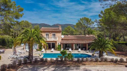 Grande Villa entre Cannes St Tropez