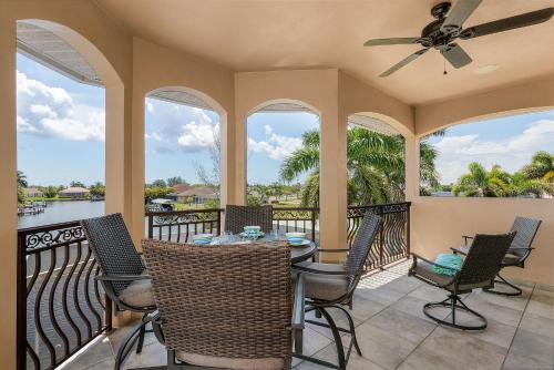 Private Luxury Villa with Heated Pool & Spa Game Room & Kayaks - Villa Coral Breeze - Roelens - image 13