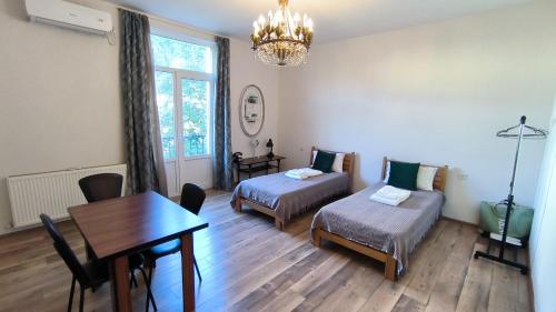 Piano Foyer Apartments at City Center