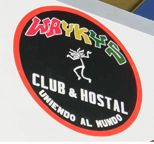 Wayky's Club and Hostal