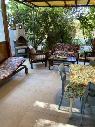  2 bedrooms bungalow at Marina di Camerota 60 m away from the beach with enclosed garden and wifi in Marina di Camerota
