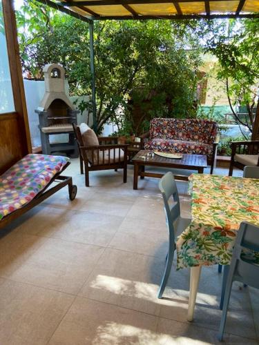  2 bedrooms bungalow at Marina di Camerota 60 m away from the beach with enclosed garden and wifi in Marina di Camerota