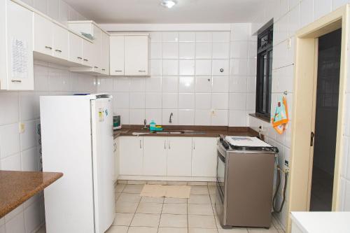 Confortavel e bem localizado 3 Quartos na Praia do Forte - CF11 in Centro