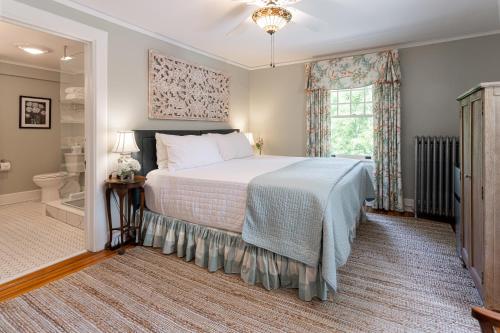 Pinecrest Bed & Breakfast in Asheville, USA