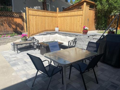 Bright poolside walkout two bedroom basement suite in the Okanagan in Penticton, Canada
