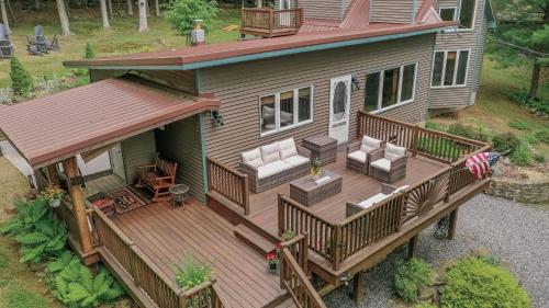 Rustic Retreat in Swanton, USA