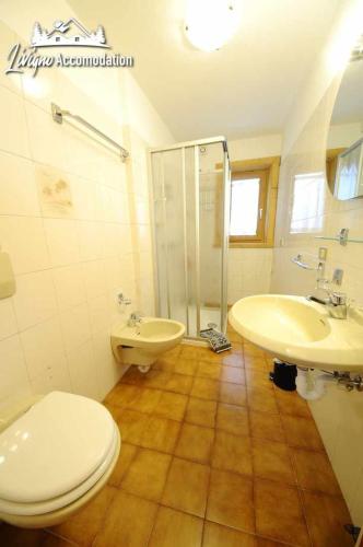 2 bedrooms, 2 beds