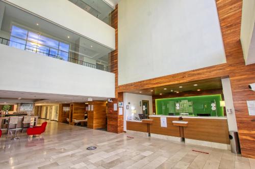 487678465 Holiday Inn Leon by IHG