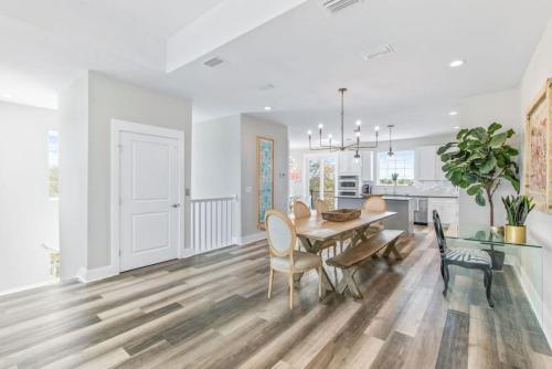 Facilities, Waters Edge at Cortez in Anastasia