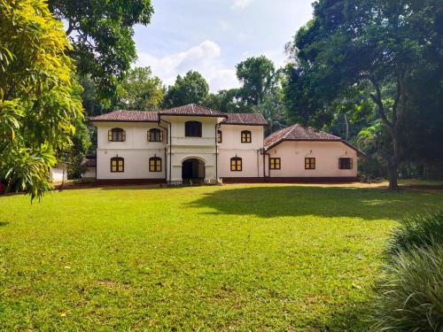 Elpitiya Walauwa Heritage Home