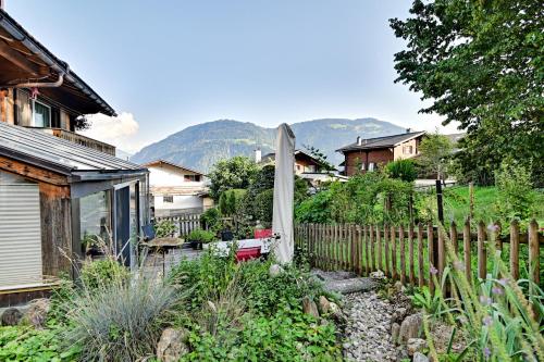 حديقة, Gemütliche 2.5 Zimmer Wohnung mit privater Sauna (Gemutliche 2.5 Zimmer Wohnung mit privater Sauna) in جروش