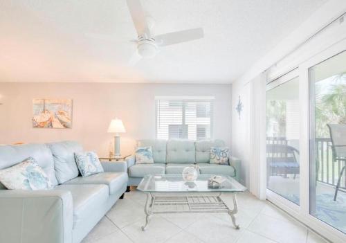 Oasis 21 Oceanfront with Pool in St. Augustine, USA