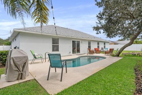 Tropic House Pool, Beach, History