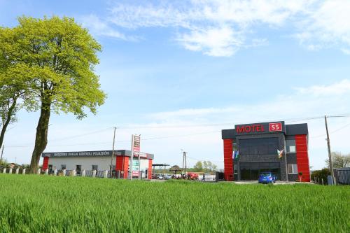 MOTEL S5 - Accommodation - Zbrachlin