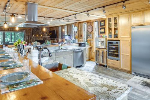 Game Room, Mtn Views! Unit 1 Mi to Heavenly Resort in 斯泰特萊恩