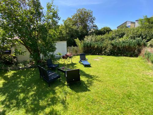 Kert, 4 Zimmer Wohnung, 6 Bed, Küche, Waschmaschine, Wlan, Klima, Garden, free Parking (4 Zimmer Wohnung, 6 Bed, Kuche, Waschmaschine, Wlan, Klima, Garden, free Parking) in Feichten