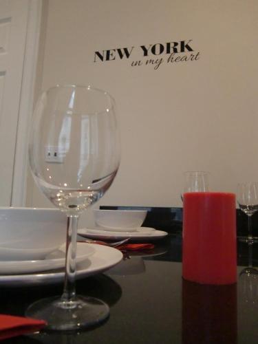 Studios Midtown Manhattan - image 11