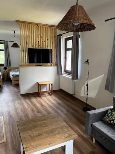 3 twin beds, 1 sofa bed