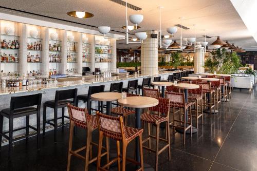 Bar/lounge, The Emily Hotel in West Loop