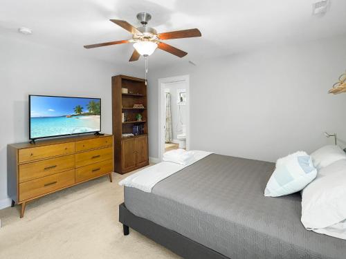 Park Circle Home 7 miles DT, 15 miles to Beach in Charleston, USA