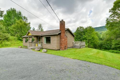 Quiet Catskills Getaway with Deck-Panoramic Mtn Views