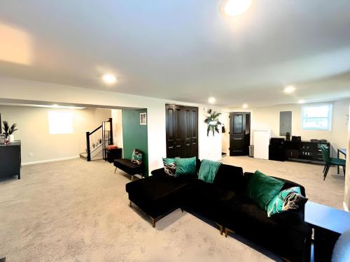 1 Bed 1 Bath Basement Apartment with Private Entrance in Baltimore, USA
