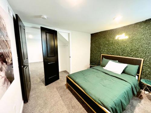 1 Bed 1 Bath Basement Apartment with Private Entrance in Baltimore, USA