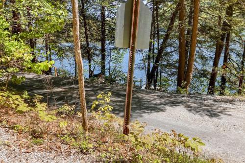 Beebe Pond Paradise in Castleton, USA