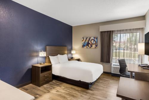 MainStay Suites Bourbonnais - Kankakee