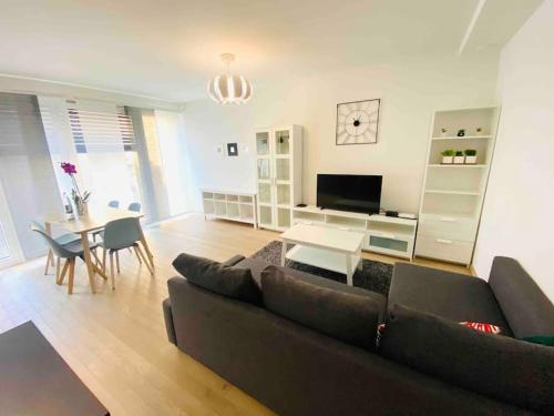 Cosy 2 bedrooms in Center - 3b