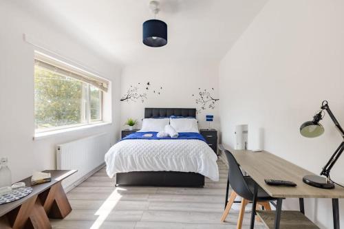 Birmingham Great Barr Property Near Junction 7 M6, Birmingham