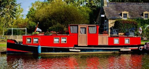 Magnifique péniche remorqueur à louer