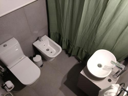 One-Bedroom Apartment image 10