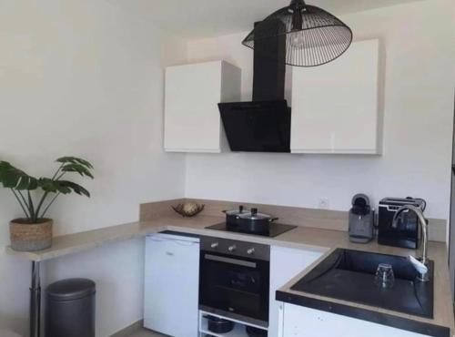 Maison avec piscine chauffée & Jacuzzi gîte à louer Villepey