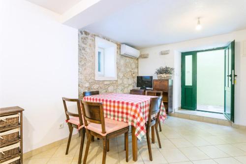 設施, Holiday house with a parking space Igrane, Makarska - 8332 in 伊加勒