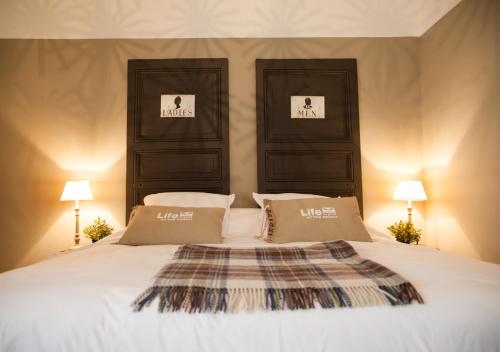 Il Etait Une Fois Chez Moi La Chambre Augustin chambre d'hôte Le Loroux-Bottereau