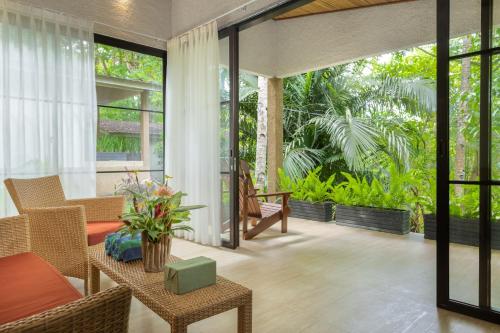 A környék, Thalassa Dive & Wellbeing Resort Manado in Tongkeina