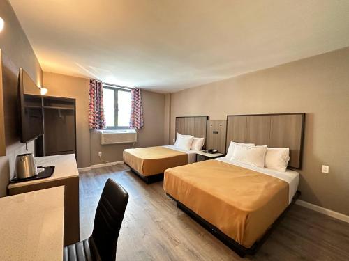 Regal Inn & Suites New York LaGuardia Hotel - image 5
