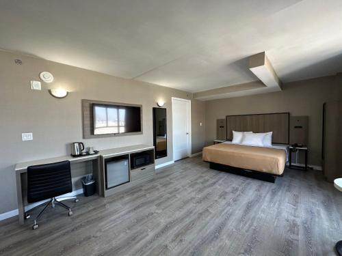 Regal Inn & Suites New York LaGuardia Hotel - image 10
