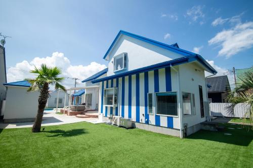 THE BLUE POINT -Seaside Villa-