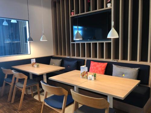 Holiday Inn Express Munich - Olympiapark an IHG Hotel - image 7