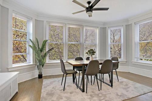 Great Location! 15 Min from DT -Historic Hyde Park in Chicago, USA