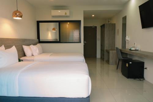 Mountain&Sea Hotel Prachuap thumbnail 3