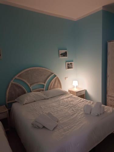 Photo - Double room, air conditioning, bathroom, in the center of Tropea Calabria n6752