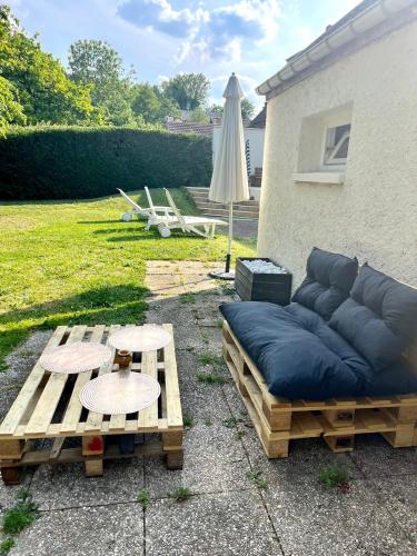 Studio avec grand jardin + parking in Seraincourt