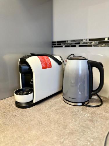 設施, Monteurwohnung, Ferienwohnung R2 (Neuwertiges Apartment mit schnellem WLAN, Glasfaser, Kostenlose Privatparkplatz auch fur Transporter) in 內卡河畔弗萊貝爾格