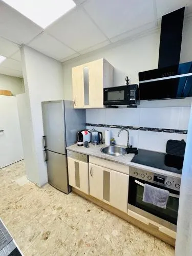 Neuwertiges Apartment mit schnellem WLAN, Glasfaser, Kostenlose Privatparkplatz auch für Transporter geeignet R2 in Freiberg am Neckar, Deutschland