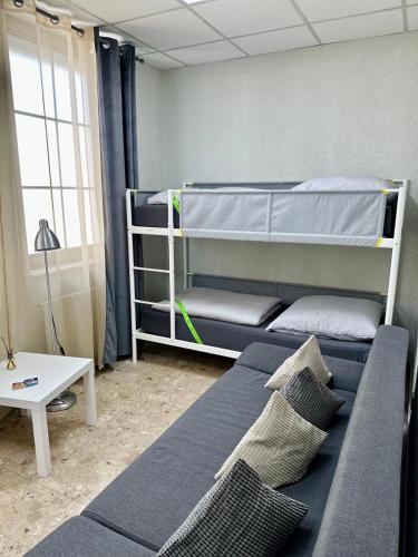Monteurwohnung, Ferienwohnung R2 (Neuwertiges Apartment mit schnellem WLAN, Glasfaser, Kostenlose Privatparkplatz auch fur Transporter) in 內卡河畔弗萊貝爾格