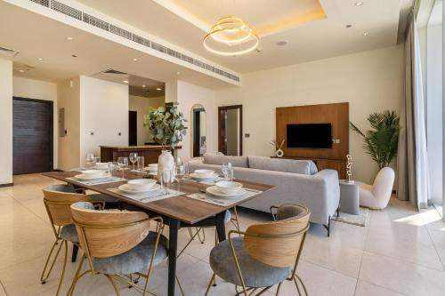 Full Sea View - 2BR w maid's room in Tiara Residence, Palm Jumeirah - Allsopp & Allsopp Full Sea View - 2BR w maid's room in Tiara Residence, Palm Jumeirah - Allsopp & Allsopp